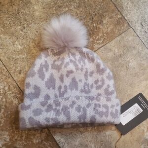 PrettyLittleThing Gray Knit Beanie Hat Pom Pom Leopard Animal Print